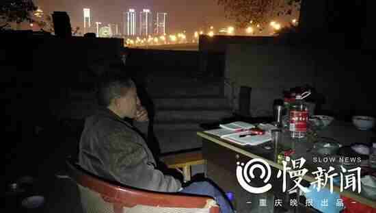 ҹ��������������ںڰ�����������