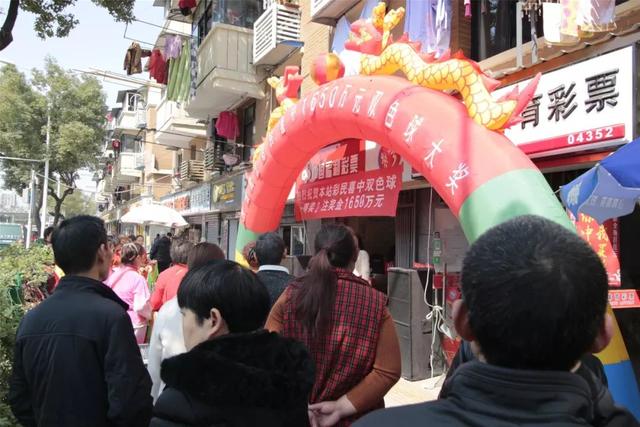 翻了4000000倍! 湖北汉阳彩民中1650万 老板:实在不敢相信!