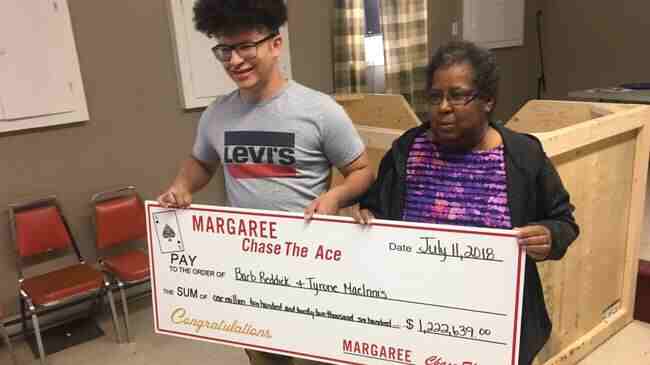 ��ֶ��820���Ʊ�󽱶Բ�����