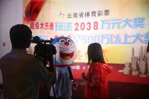 ��Ц��90��С��㡱