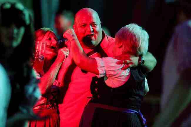 �����ﰲ��ơ�ƽ�Ů����Ա����